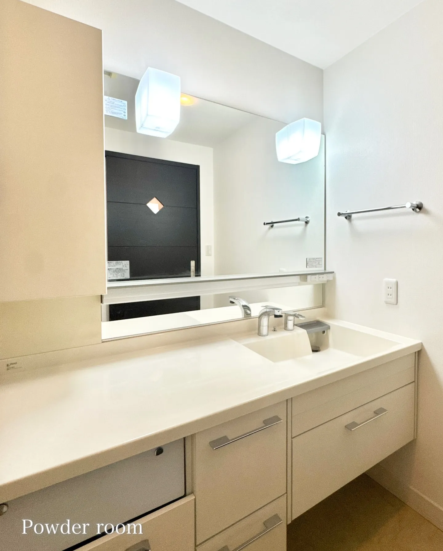 小田原線「代々木上原駅」徒歩6分、京王線「幡ヶ谷駅」徒歩12...