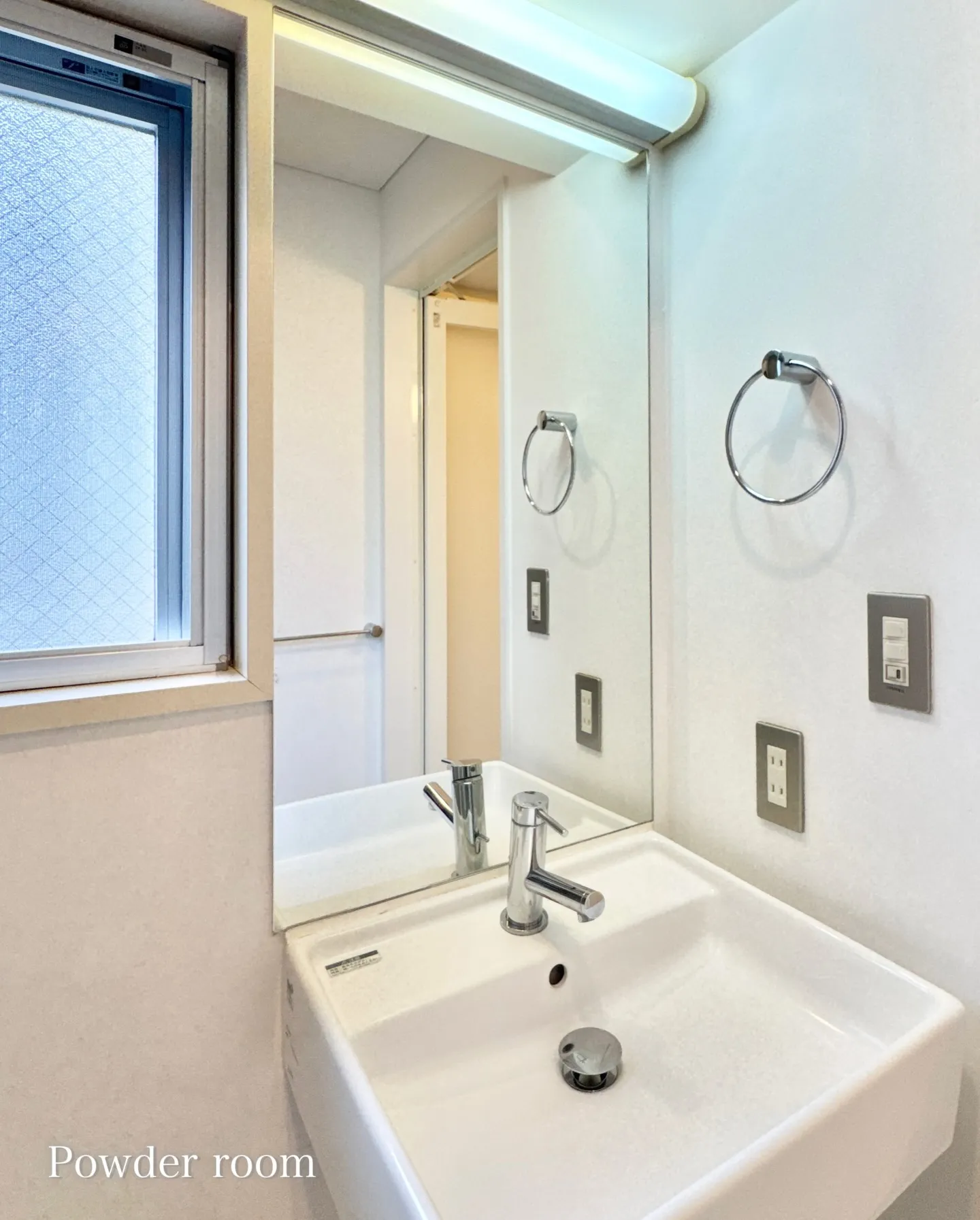 池尻3丁目に佇む、オシャレな外観が目をひく、デザイナーズ物件...