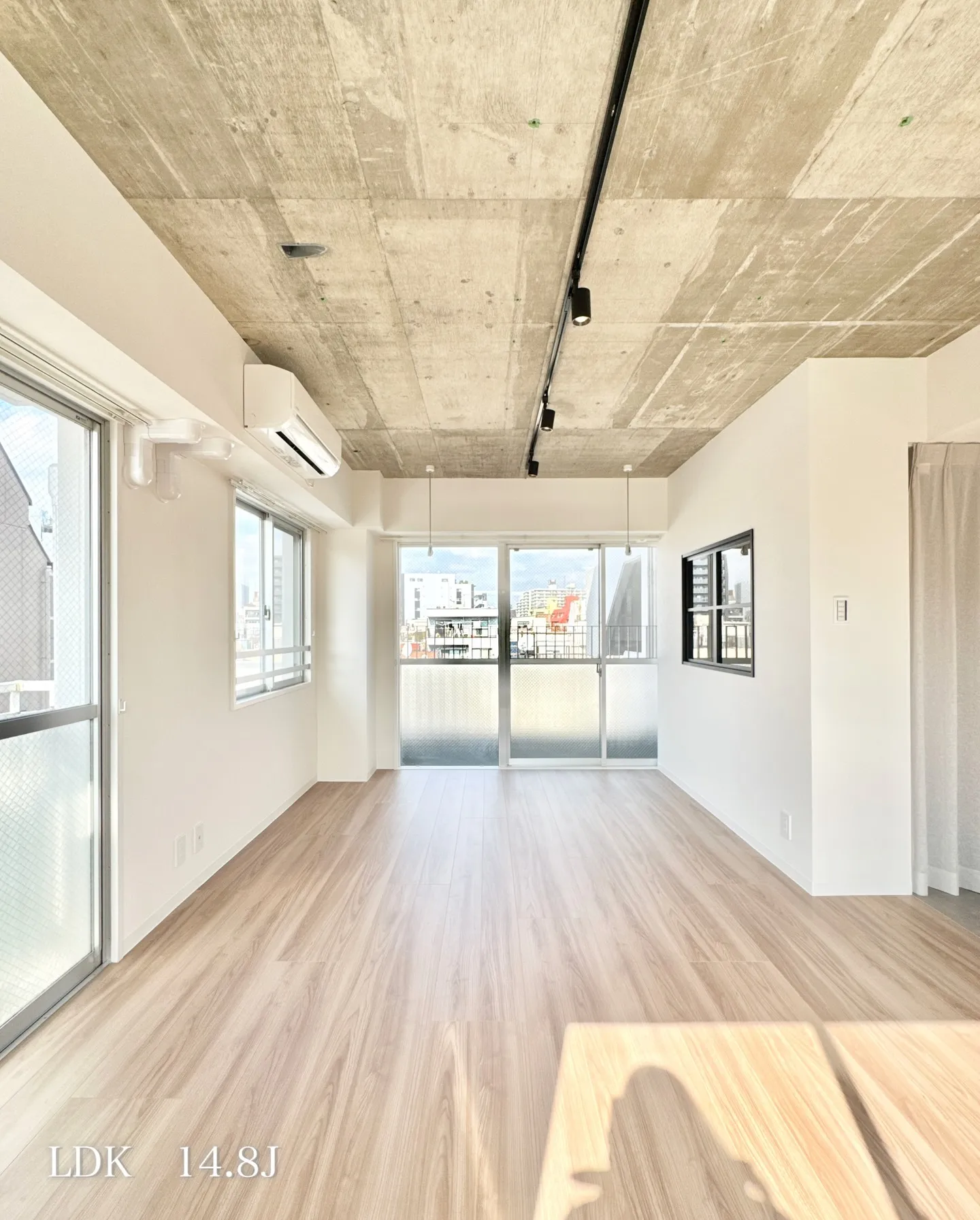 下町の情緒を大切に受け継ぎながら、都心の中枢へダイレクトに繋...