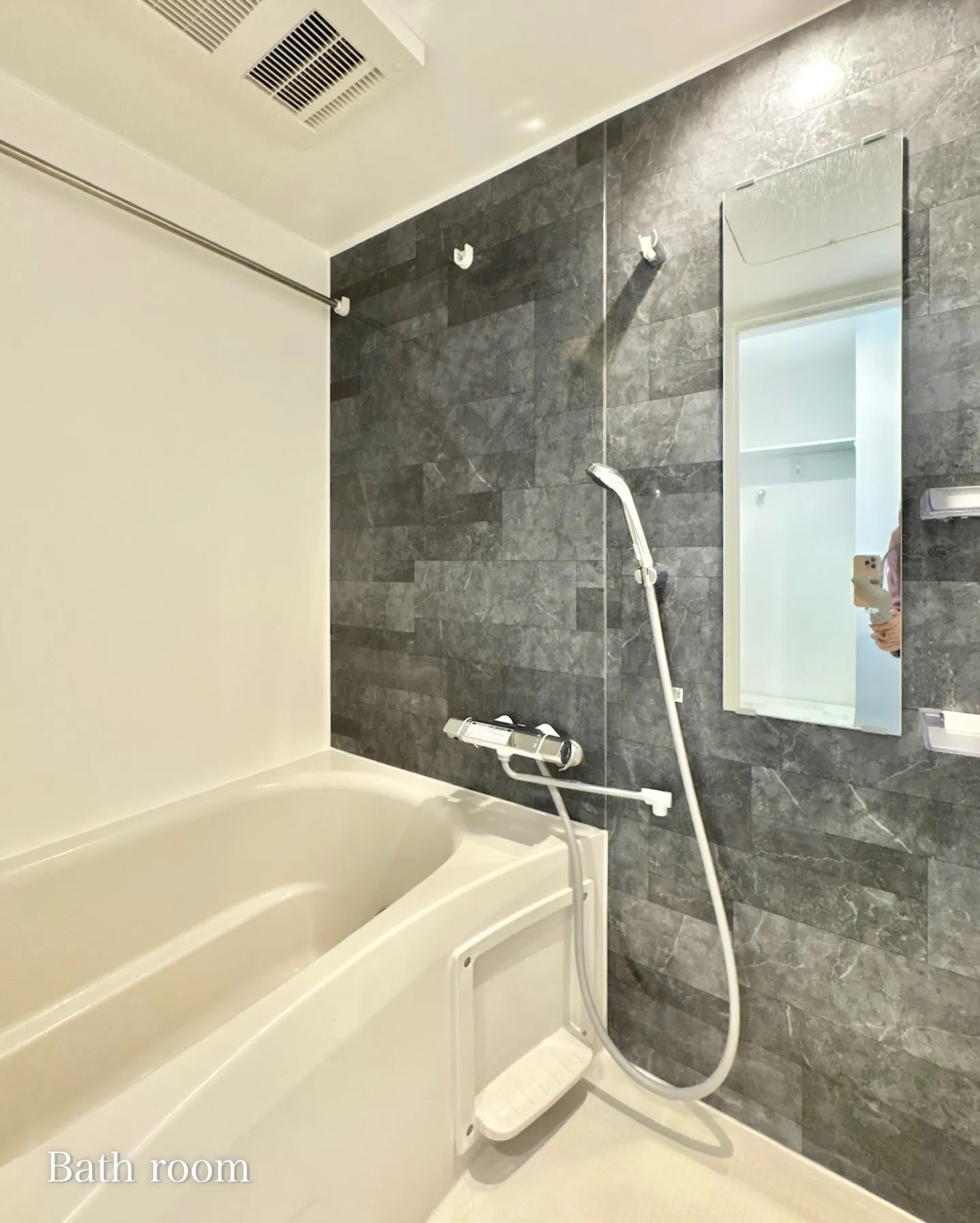 学芸大学駅徒歩3分の駅近エリアで、他祐天寺駅徒歩17分、都立...