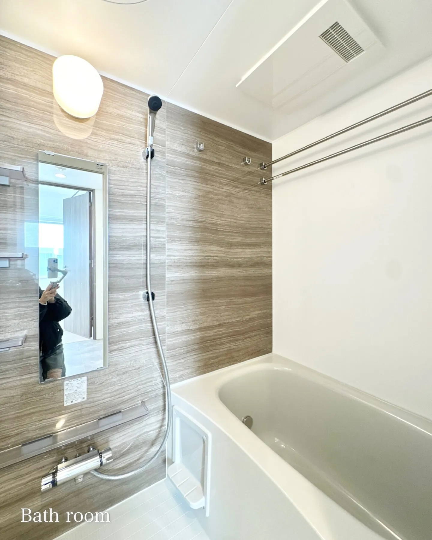 東京メトロ日比谷線人形町より徒歩3分の立地。