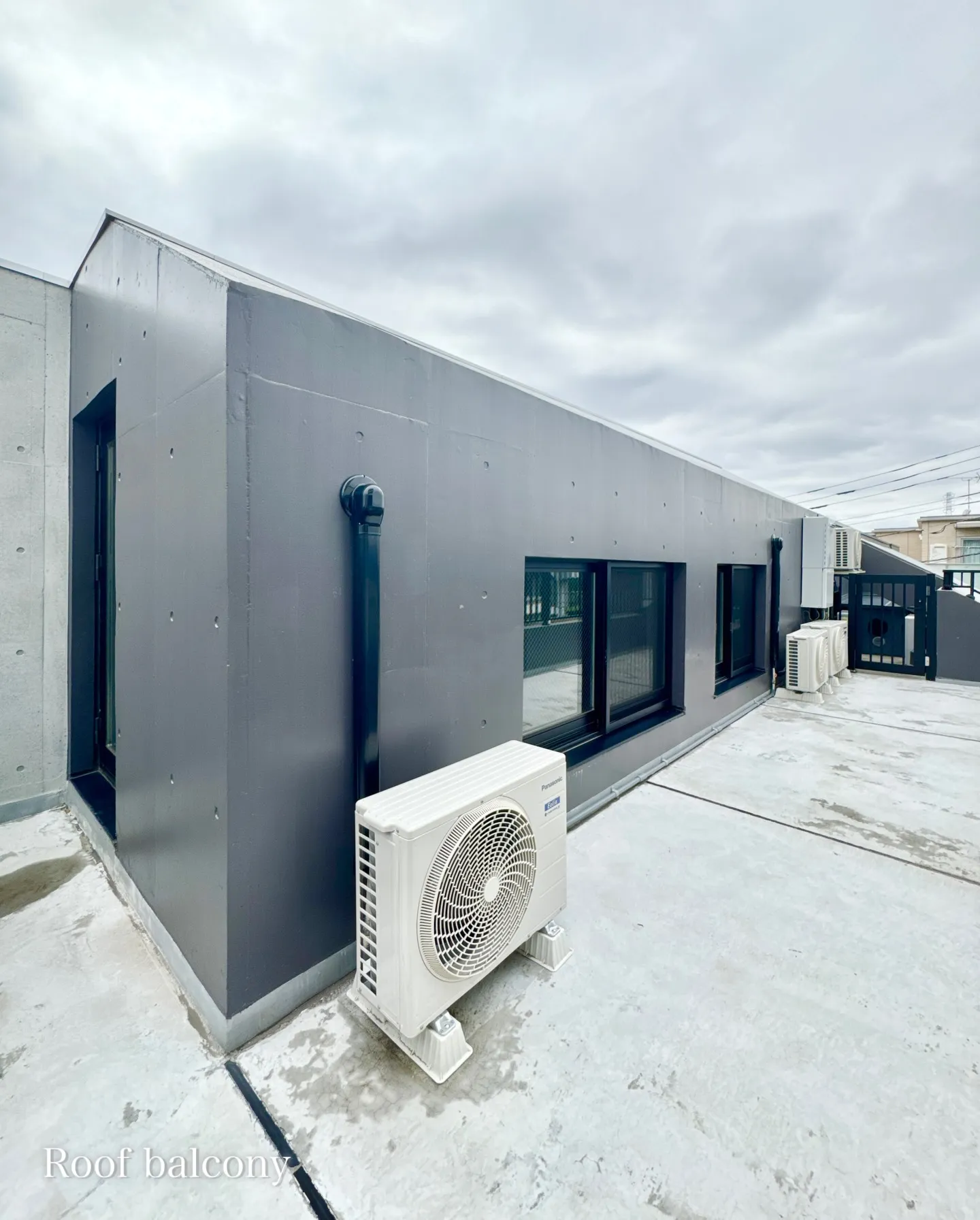 JR総武・中央央緩⾏線「⻄荻窪」駅まで徒歩7分。