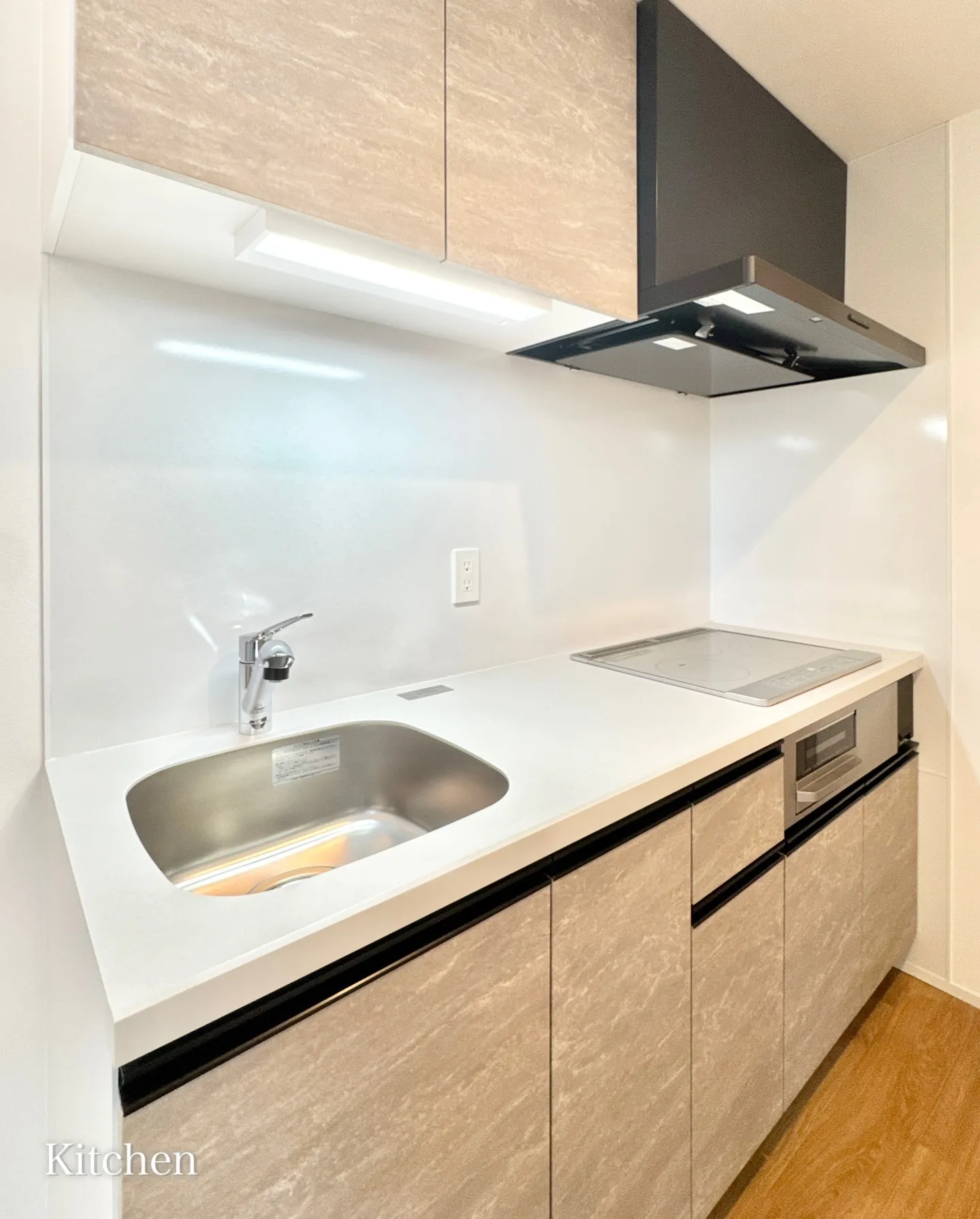 JR総武・中央央緩⾏線「⻄荻窪」駅まで徒歩7分。