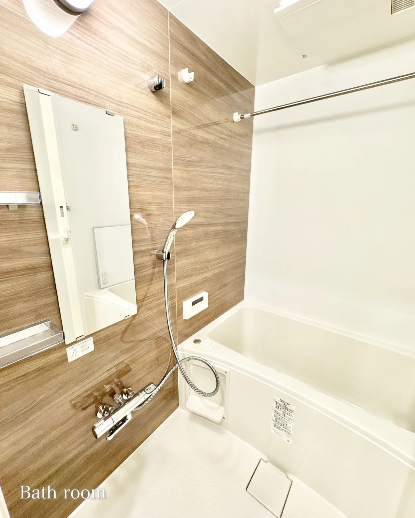 JR総武・中央央緩⾏線「⻄荻窪」駅まで徒歩7分。