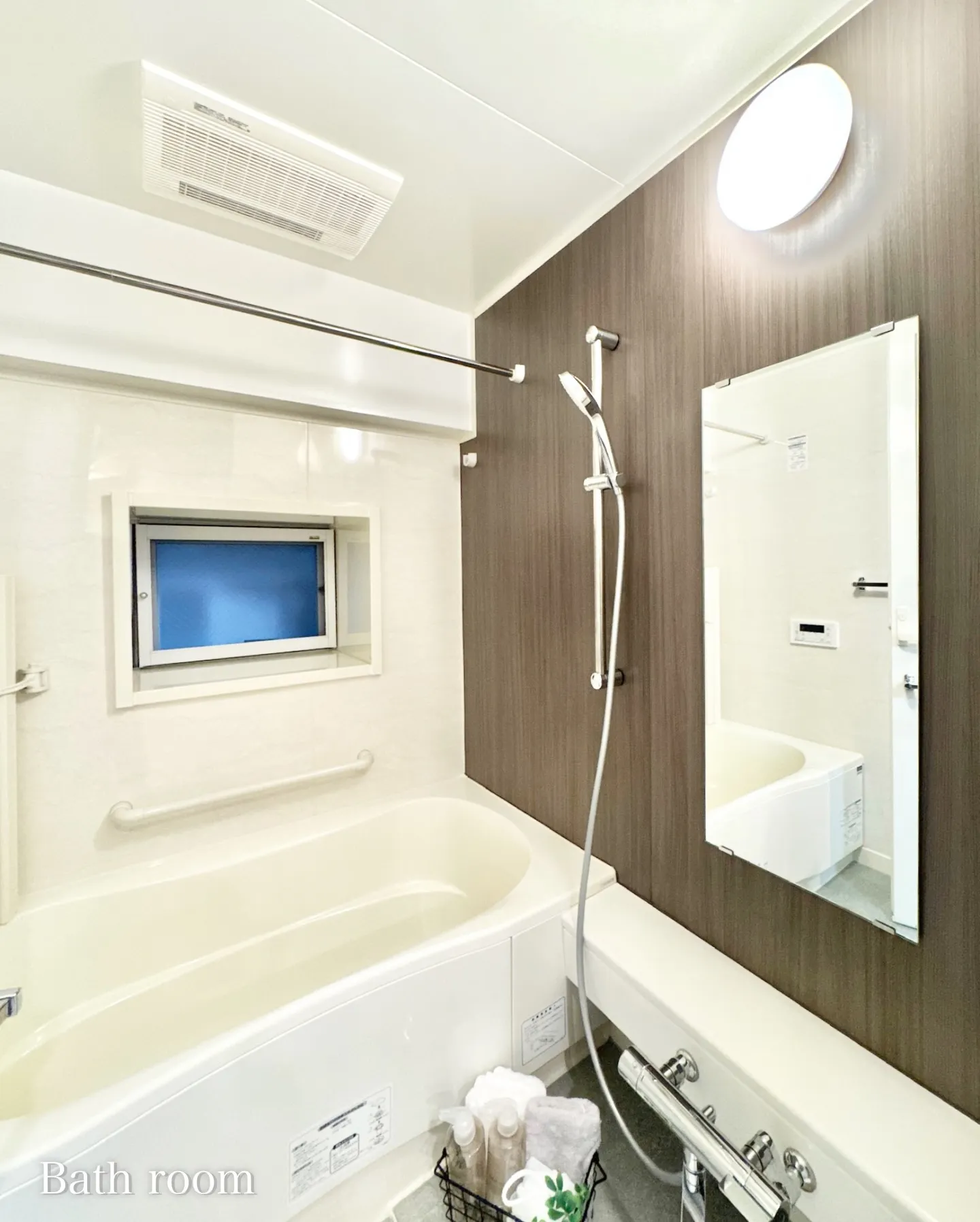 東京メトロ銀座線・半蔵門線「三越前駅」徒歩2分、東京メトロ東...