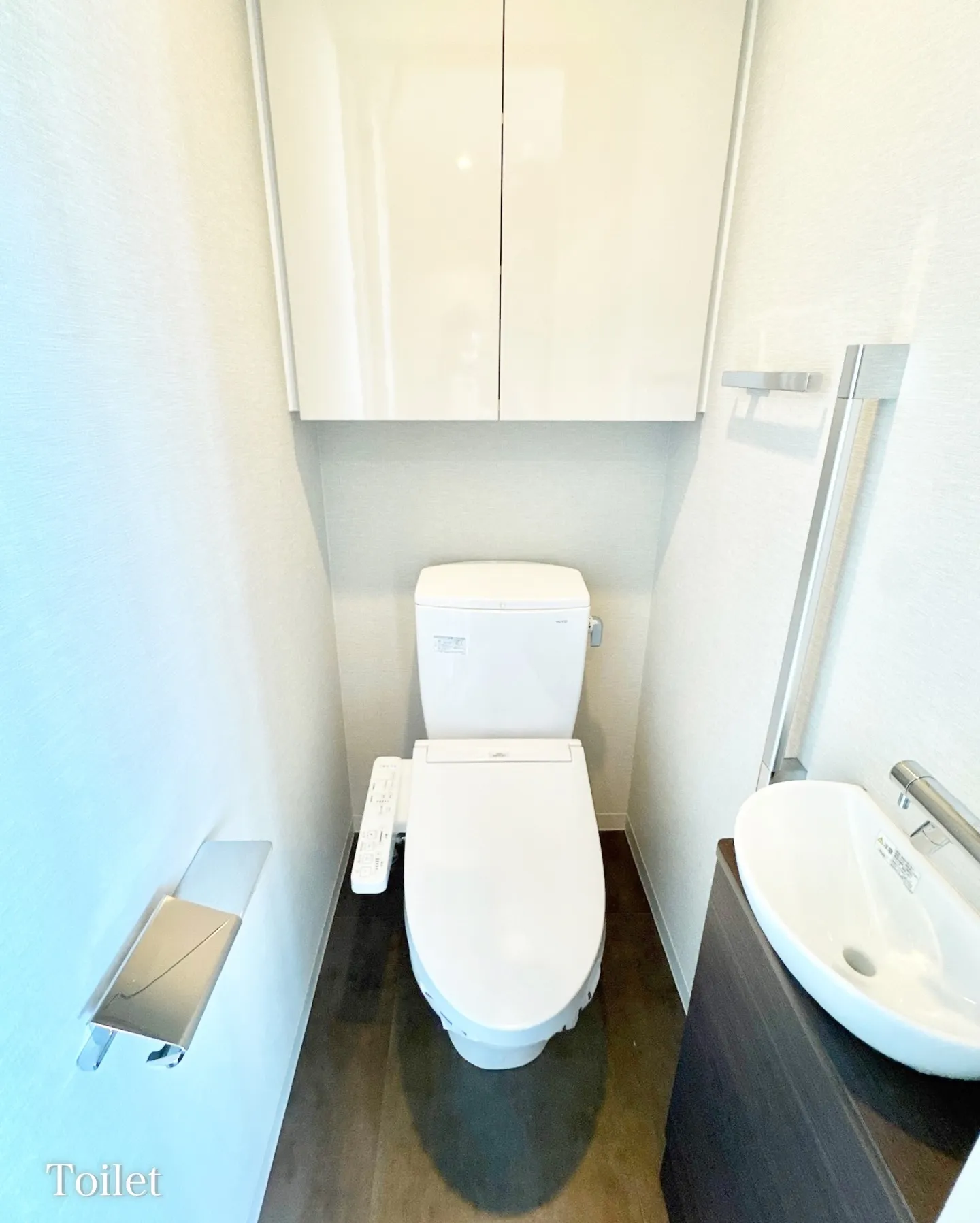 JR中央・総武線「浅草橋駅」徒歩4分に位置する「シーズンフラ...