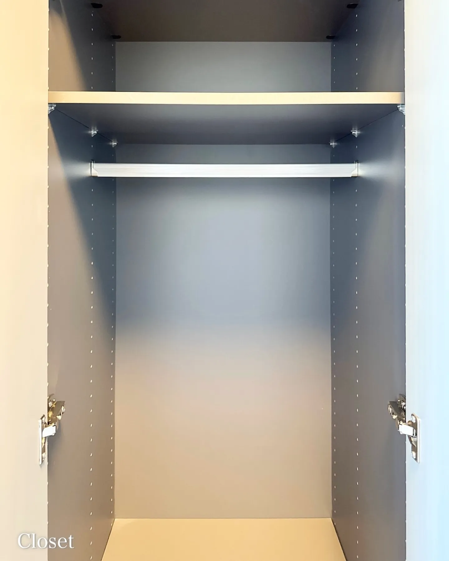 リモートワークの標準化やオフィスの分散化、ワーケーションの採...