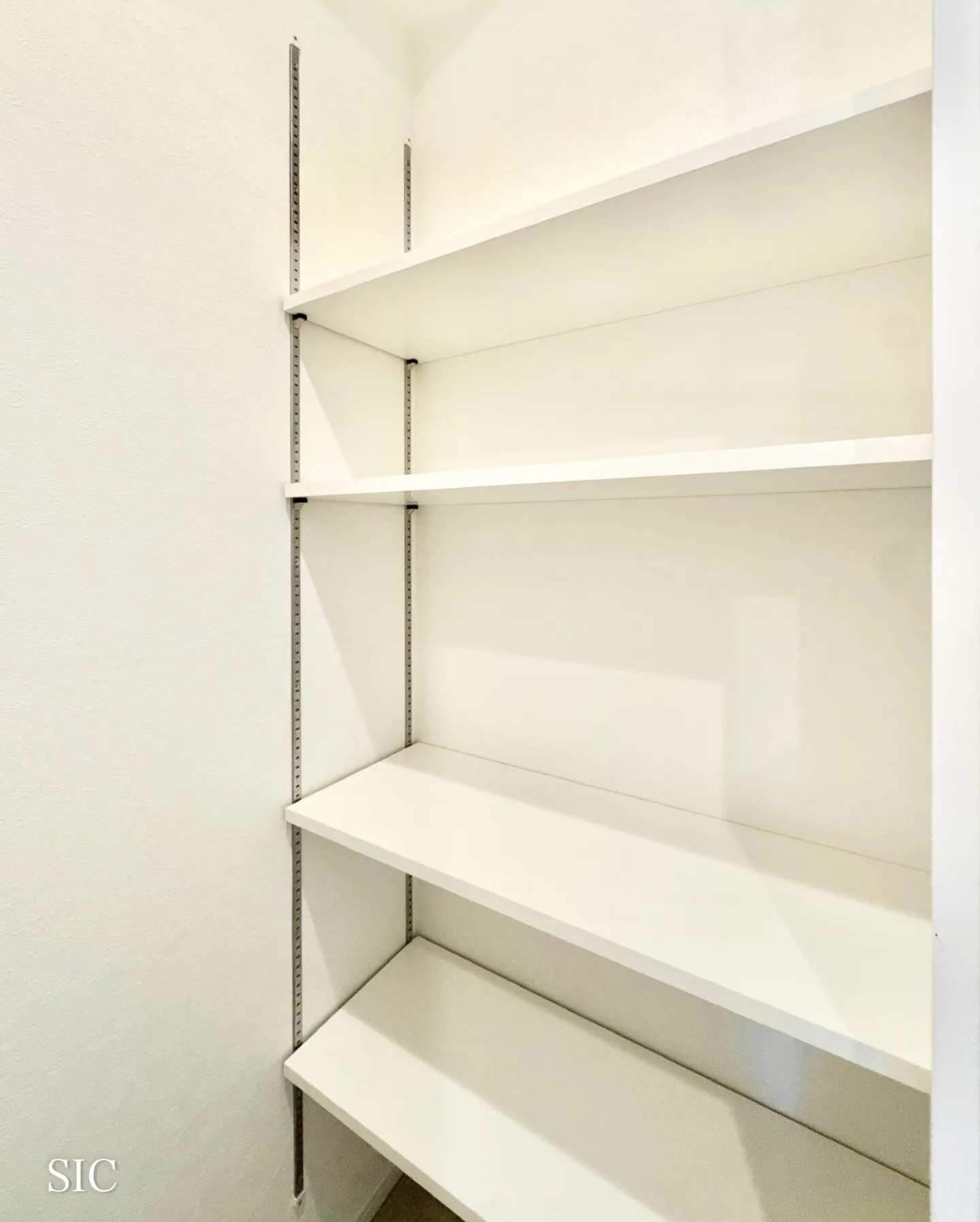 信濃町エリアにある高級リファイニングマンション。