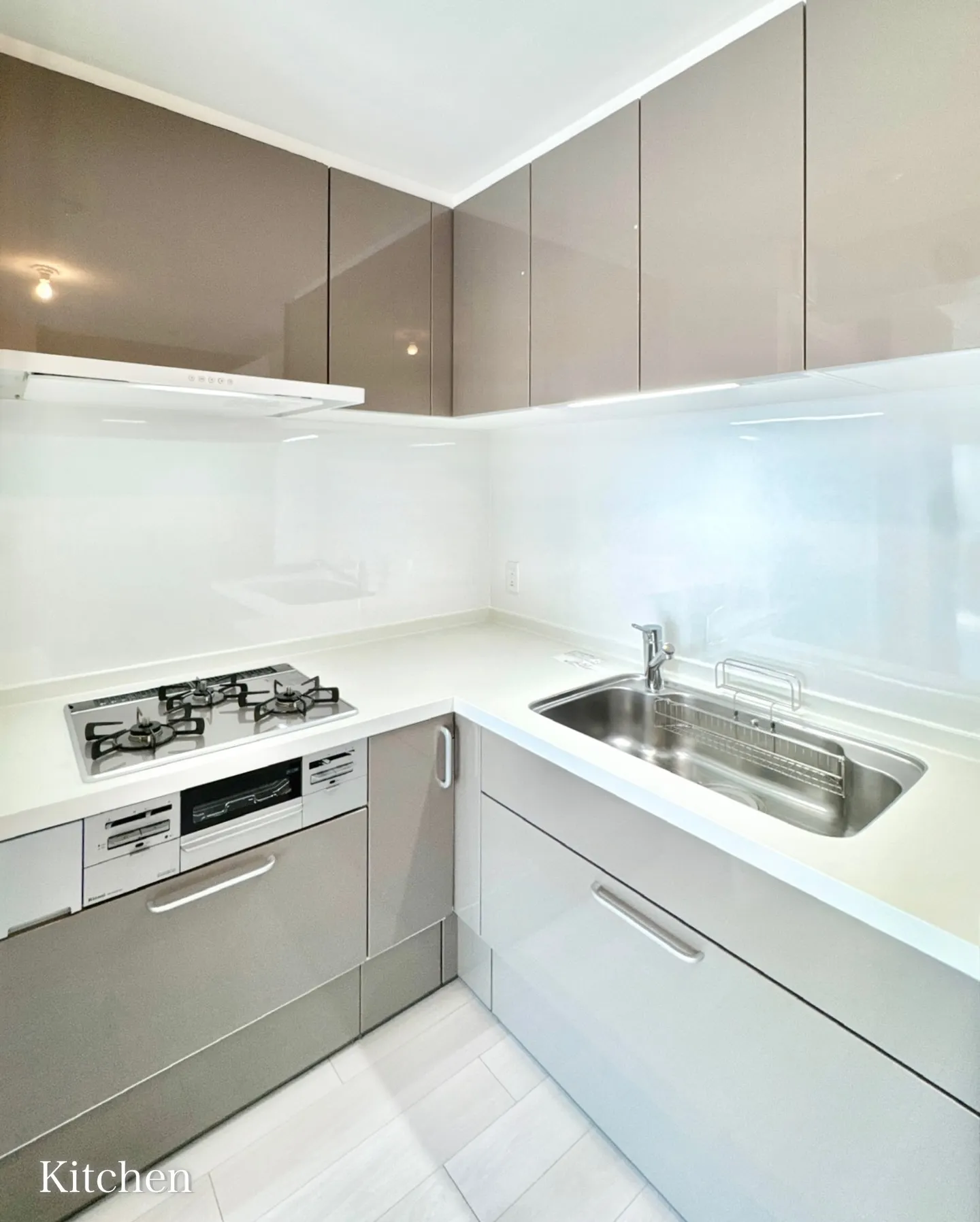 信濃町エリアにある高級リファイニングマンション。