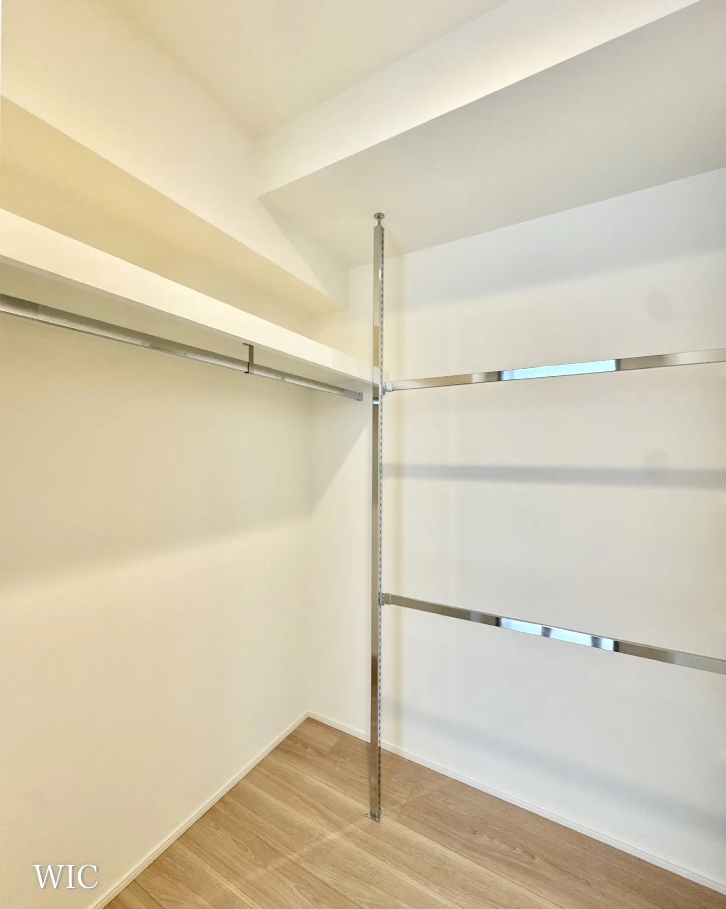 東京メトロ有楽町線要町駅から徒歩3分の距離にあり、駅からきわ...