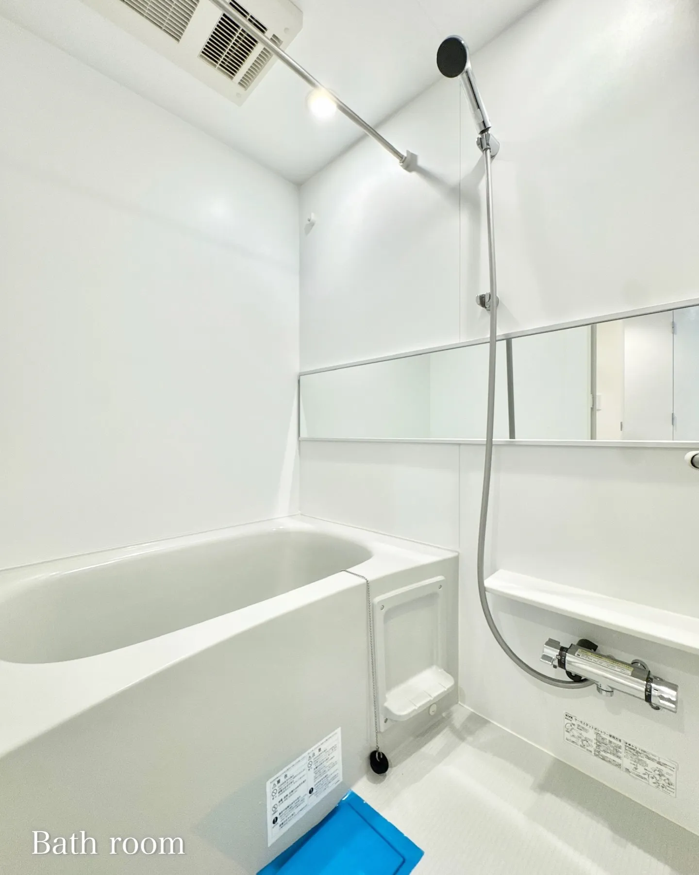 港区芝に建つ賃貸マンション。