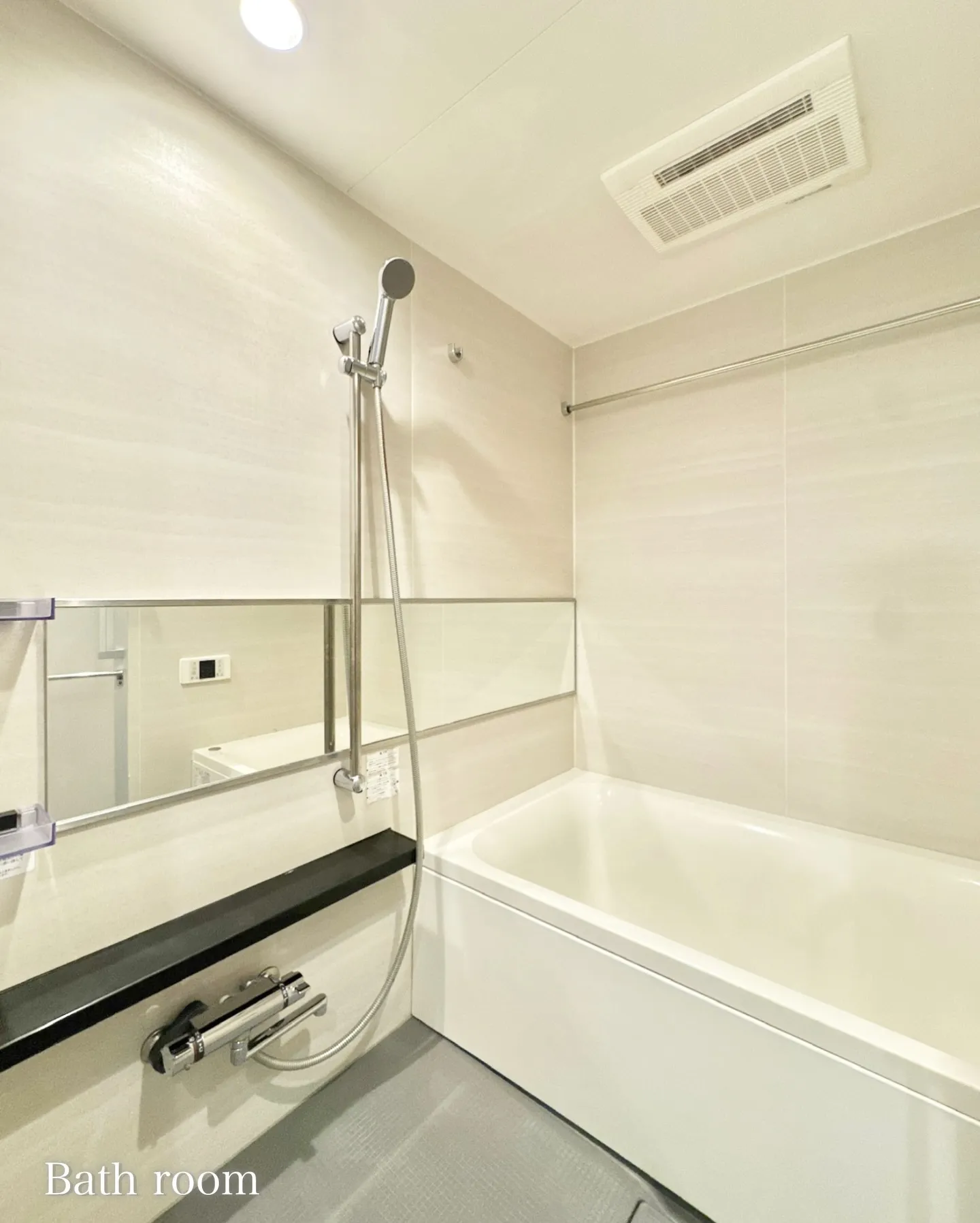 ゆりかもめ「日の出」駅から徒歩4分場所に、地上12階建・総住...