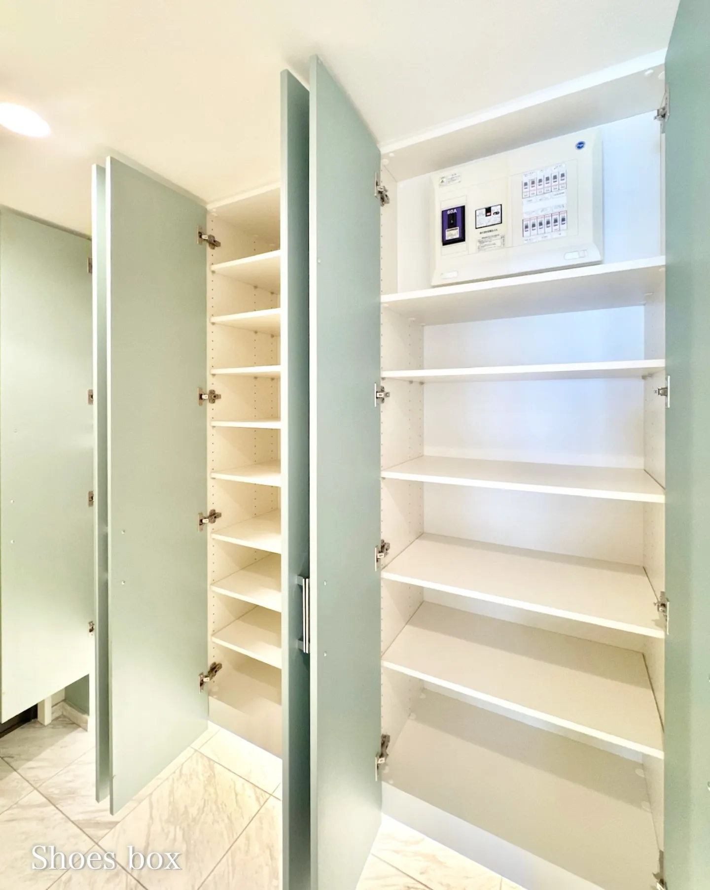 周辺には目黒銀座商店街が年齢問わず人気のお店がいくつも立ち並...