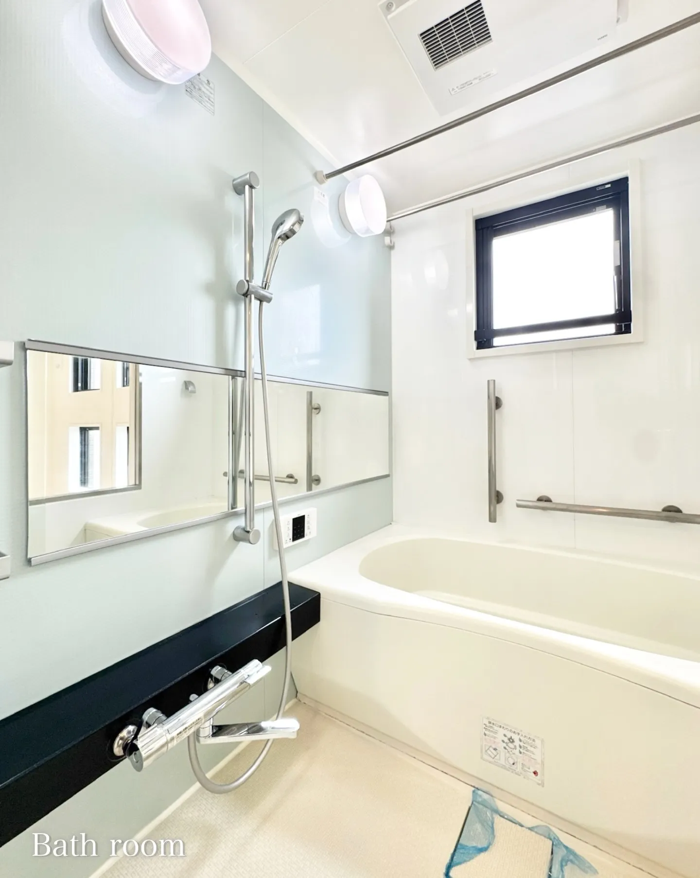 周辺には目黒銀座商店街が年齢問わず人気のお店がいくつも立ち並...