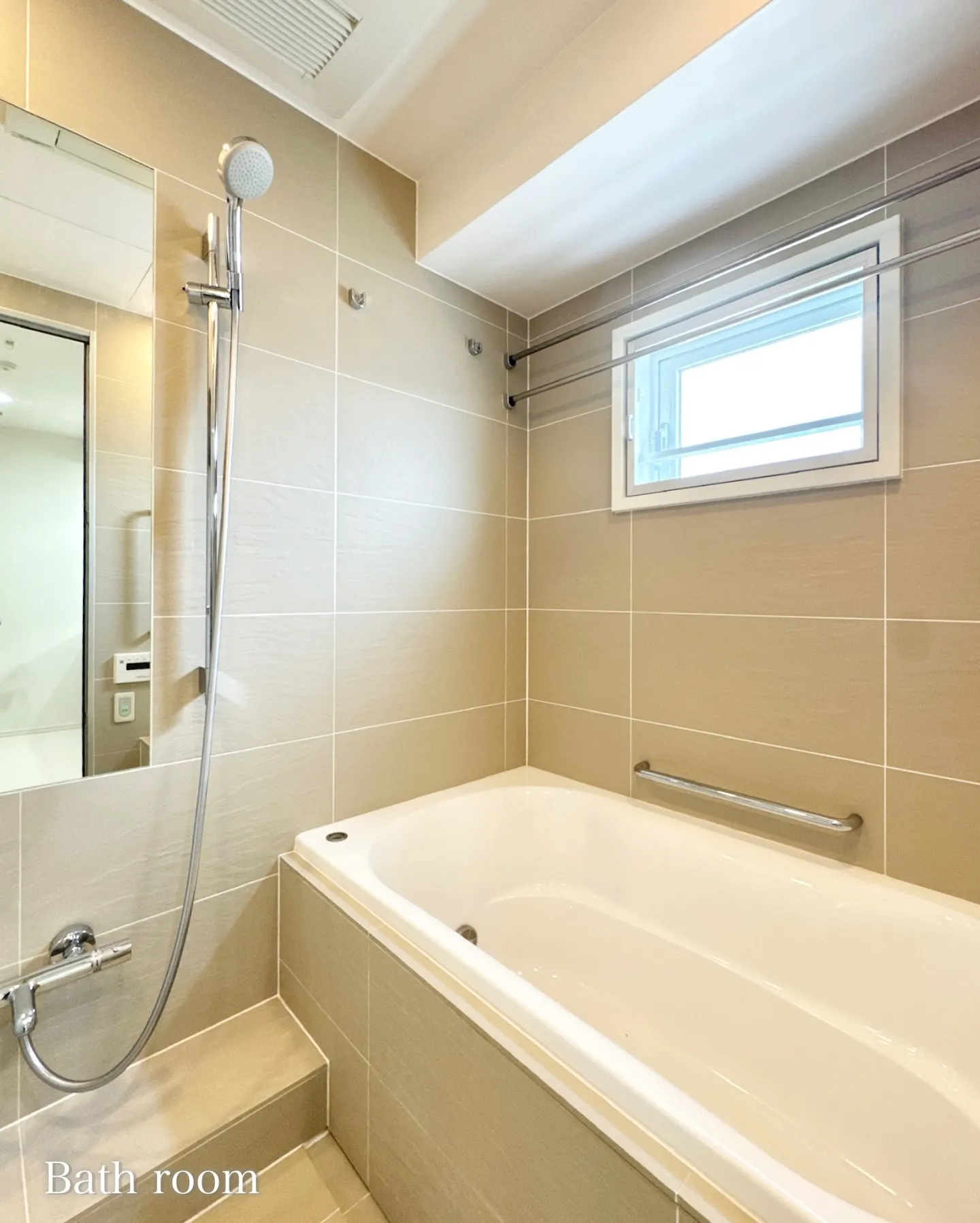 東急東横線「代官山駅」徒歩1分、JR山手線「恵比寿駅」徒歩7...