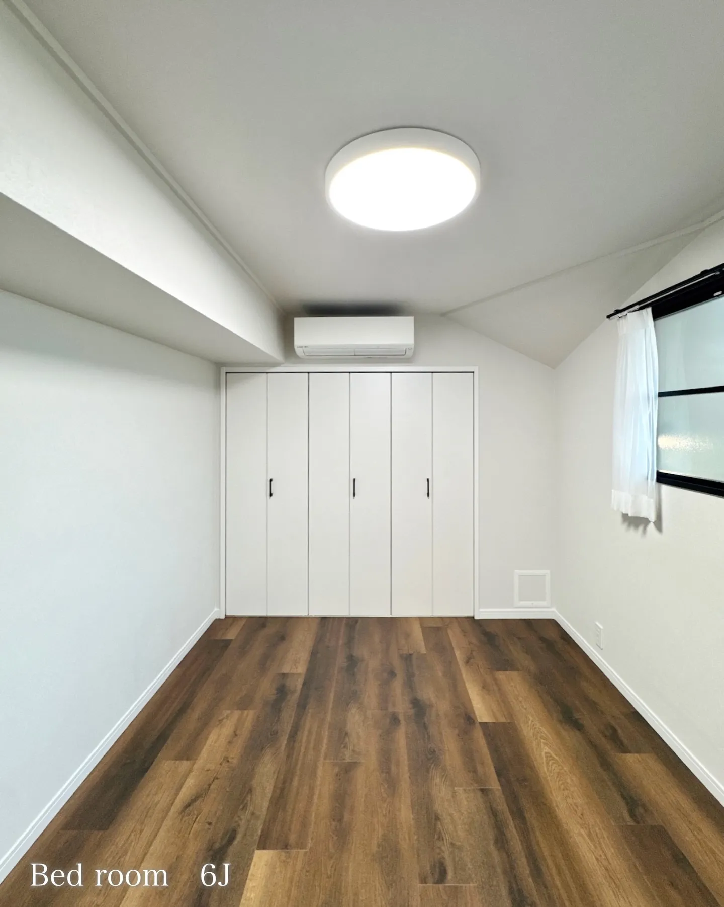 渋谷駅徒歩8分、明治通り沿いのヴィンテージマンションです。