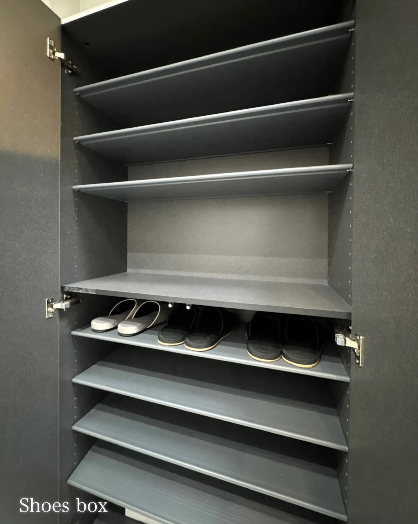 渋谷駅徒歩8分、明治通り沿いのヴィンテージマンションです。