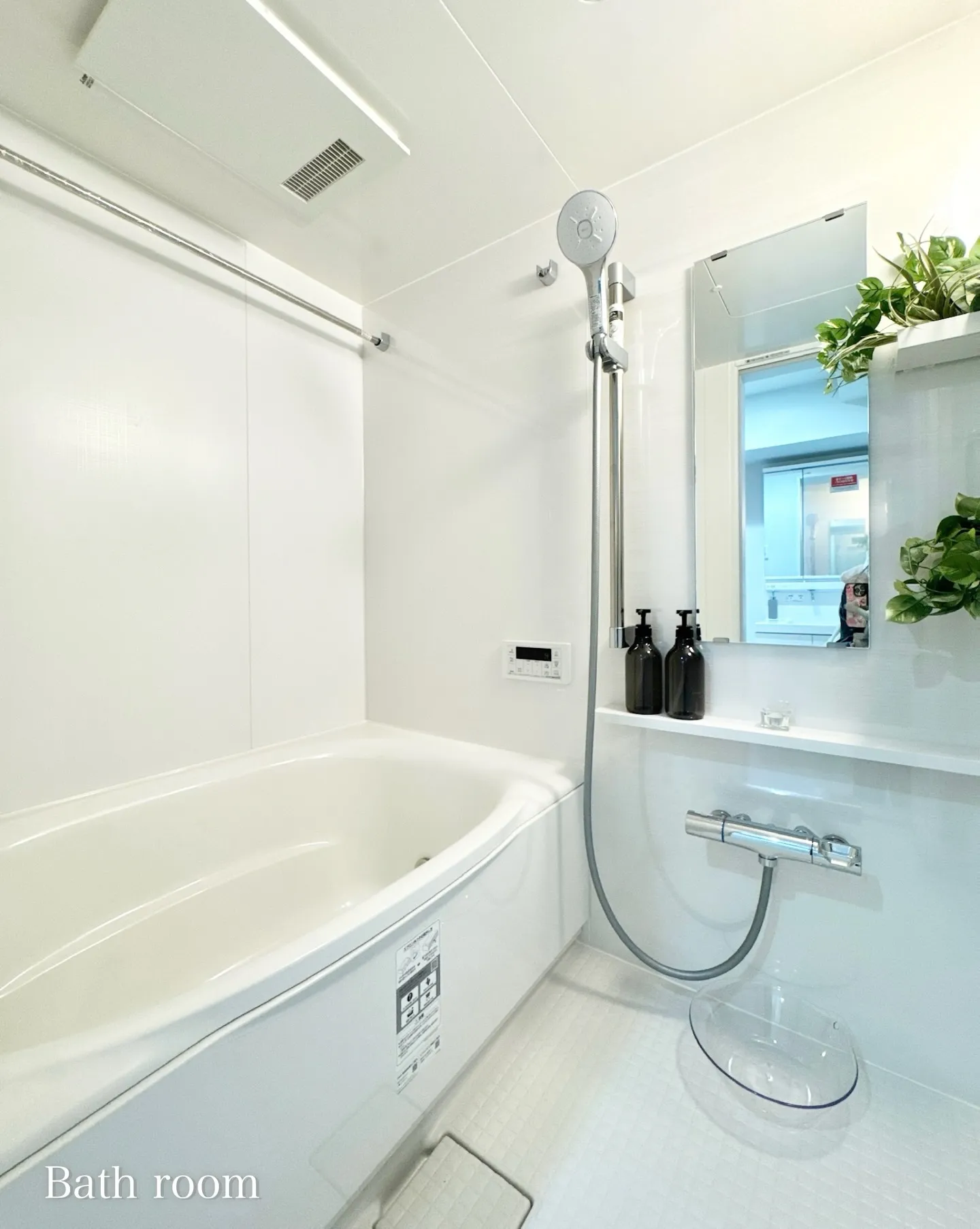 渋谷駅徒歩8分、明治通り沿いのヴィンテージマンションです。