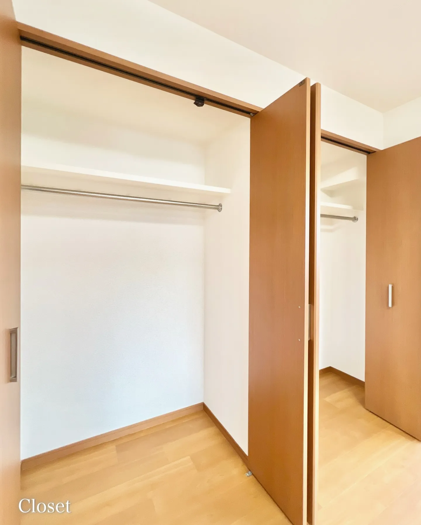 東京都板橋区坂下１丁目に位置し、都営三田線志村三丁目駅や蓮根...