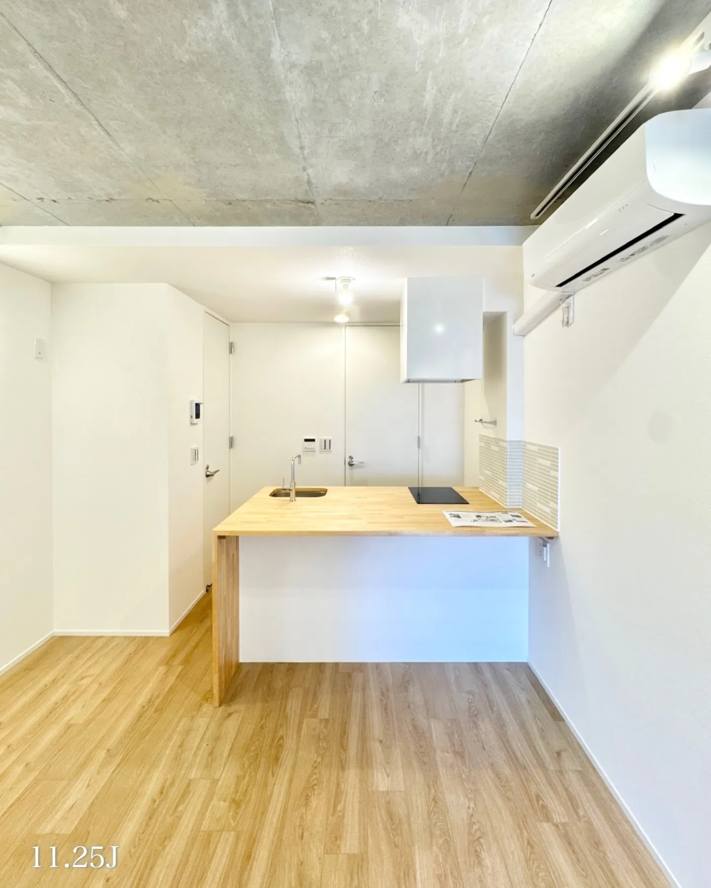 世田谷区上馬1丁目の静穏な住宅街に佇む物件です。