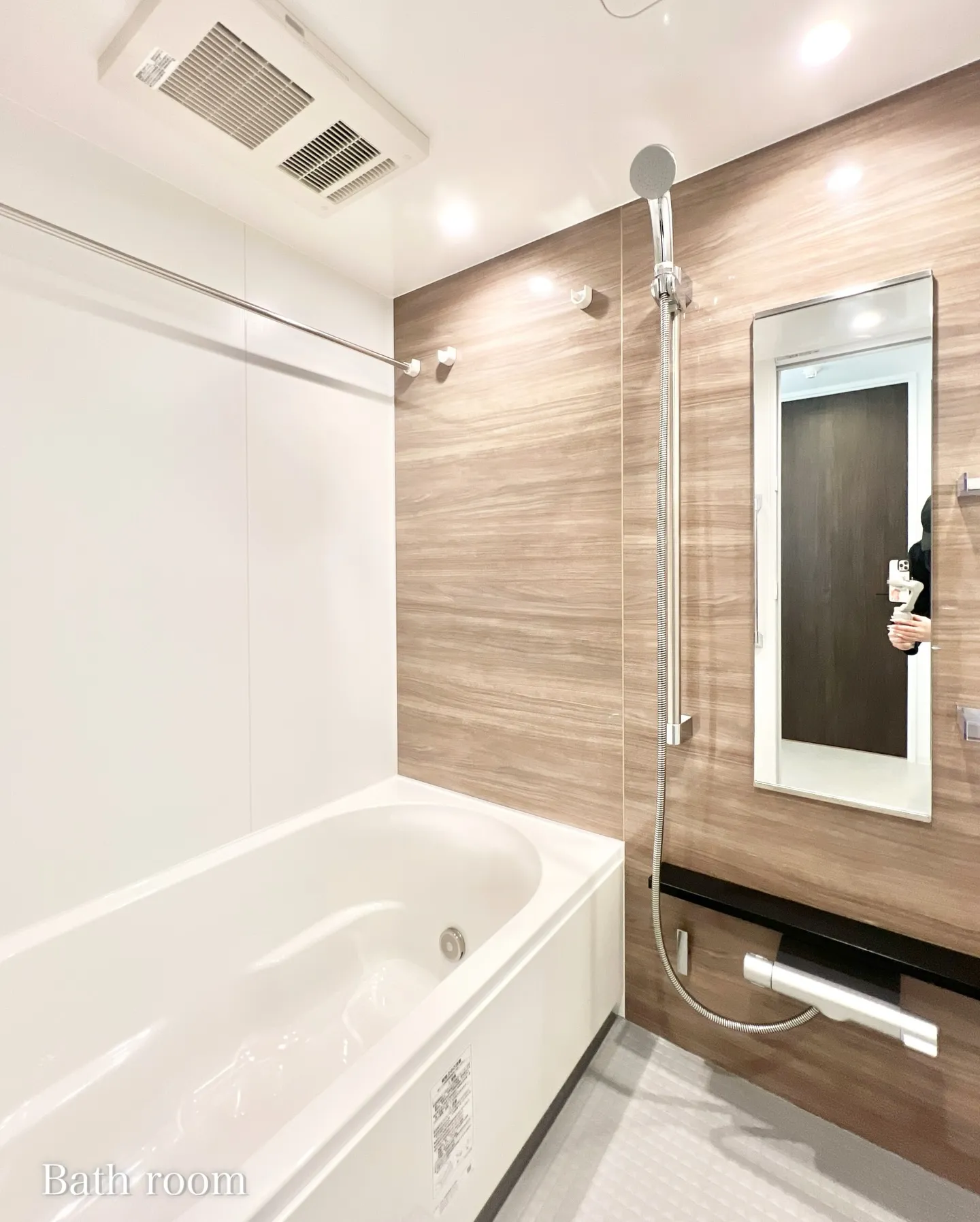 緑に囲まれた穏やかな街並みに佇む、全159邸のビッグコミュニ...