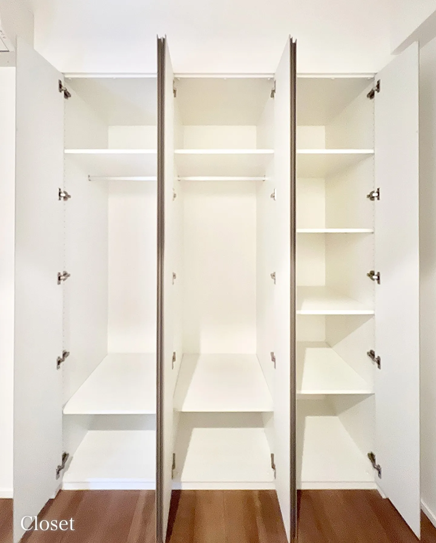 緑に囲まれた穏やかな街並みに佇む、全159邸のビッグコミュニ...