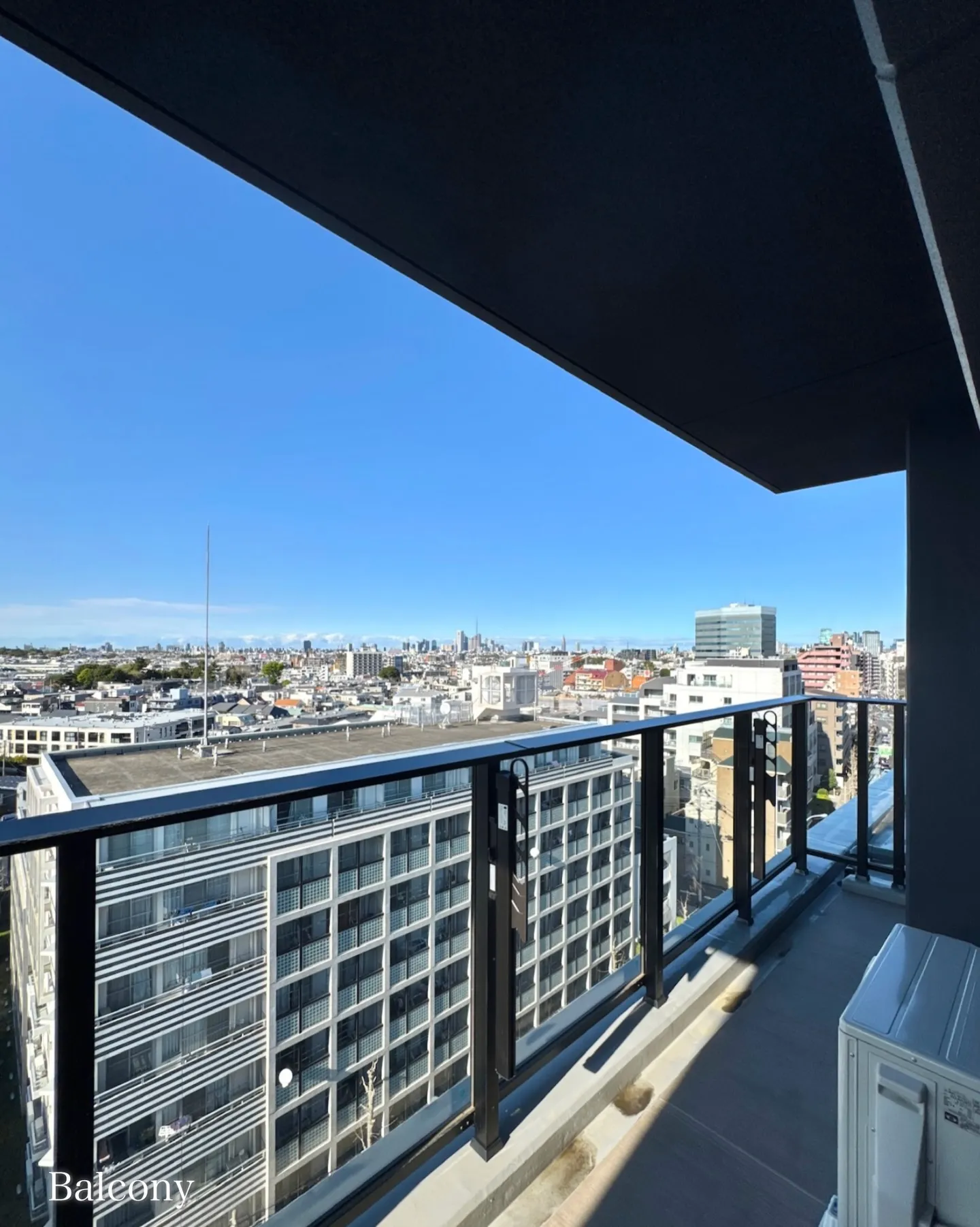 上馬の多彩な住環境に囲まれた、プレディアコート三軒茶屋。