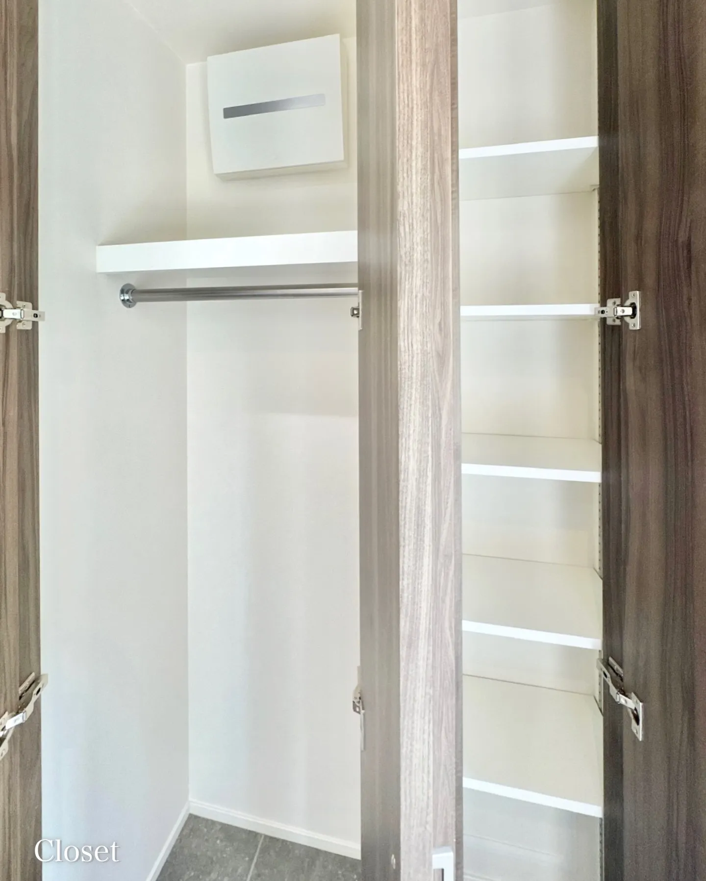 東京メトロ銀座線・千代田線・半蔵門線「表参道駅」徒歩8分、東...