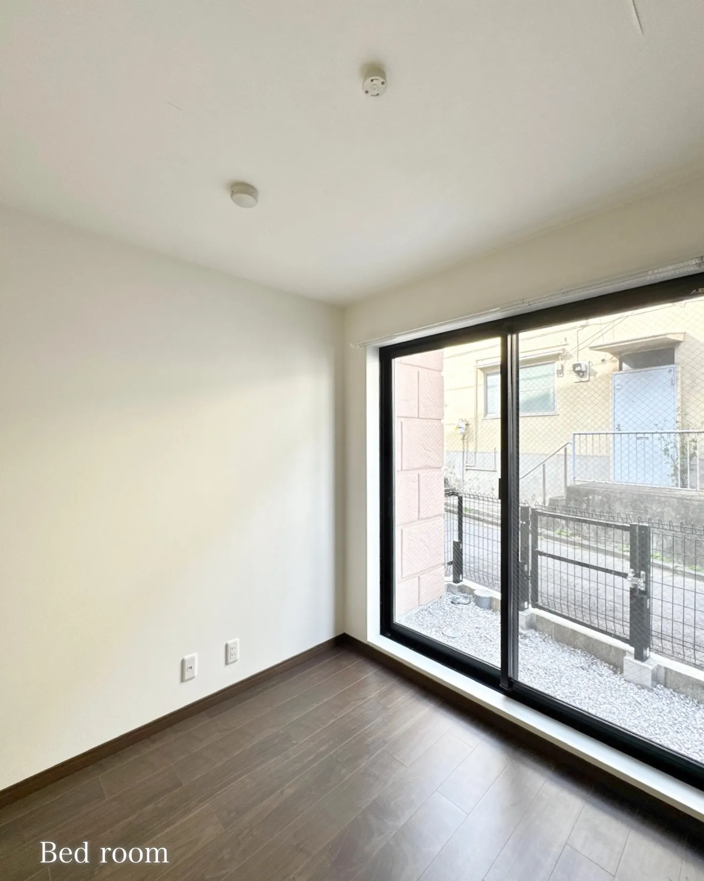 港区南麻布2丁目の大通りから裏手に入った閑静な住宅街にござい...