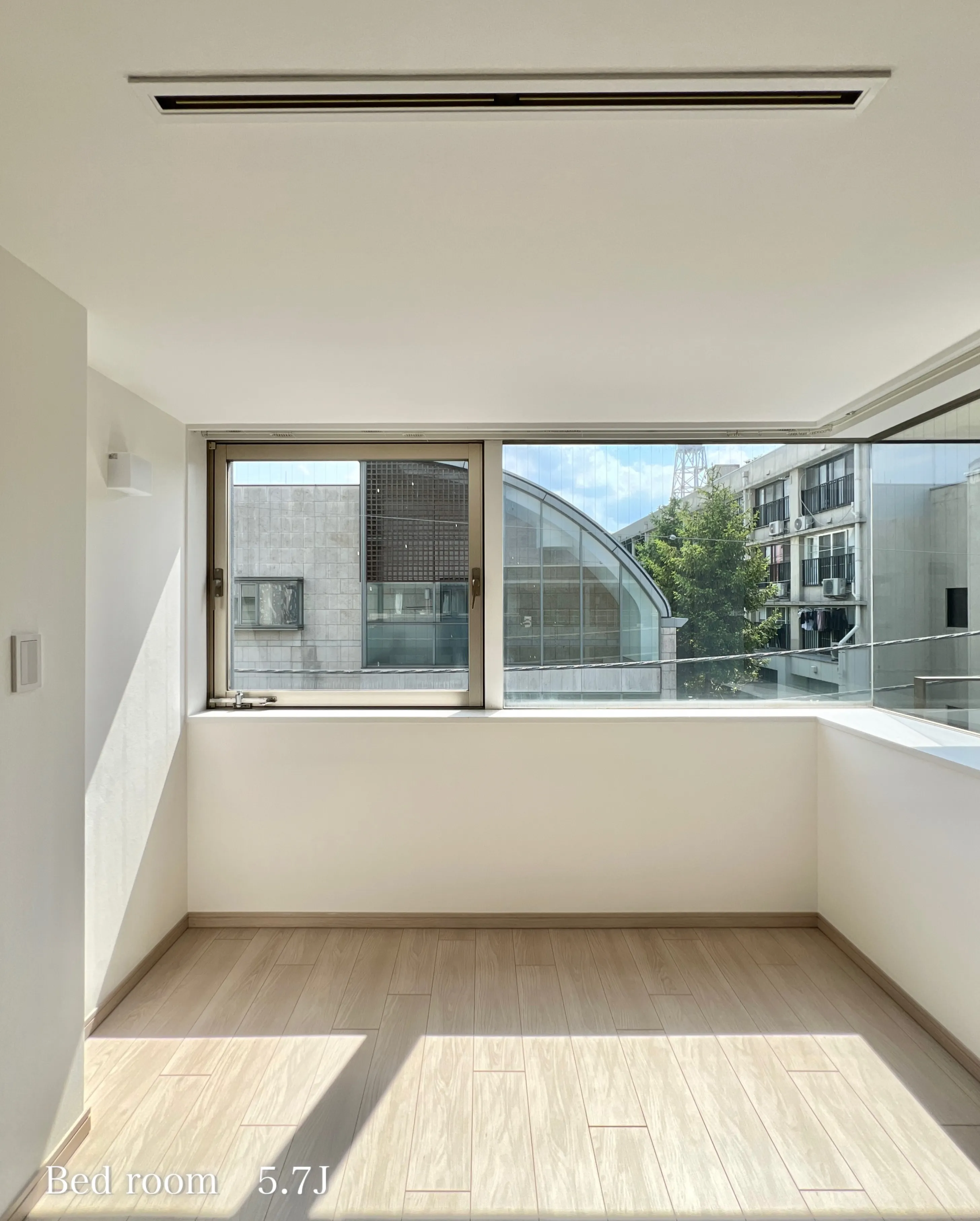 おしゃれな街に佇む代官山の地の高級賃貸マンション『アーバンパ...